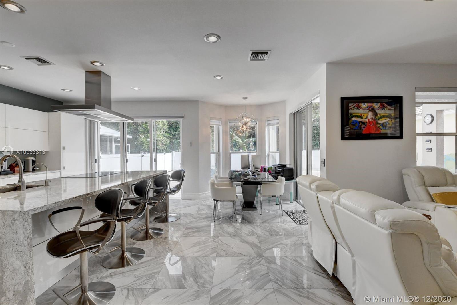 21244 Vía Fiore Boca Raton, FL 33433 - Photo 19 of 59 Gallery Image 19