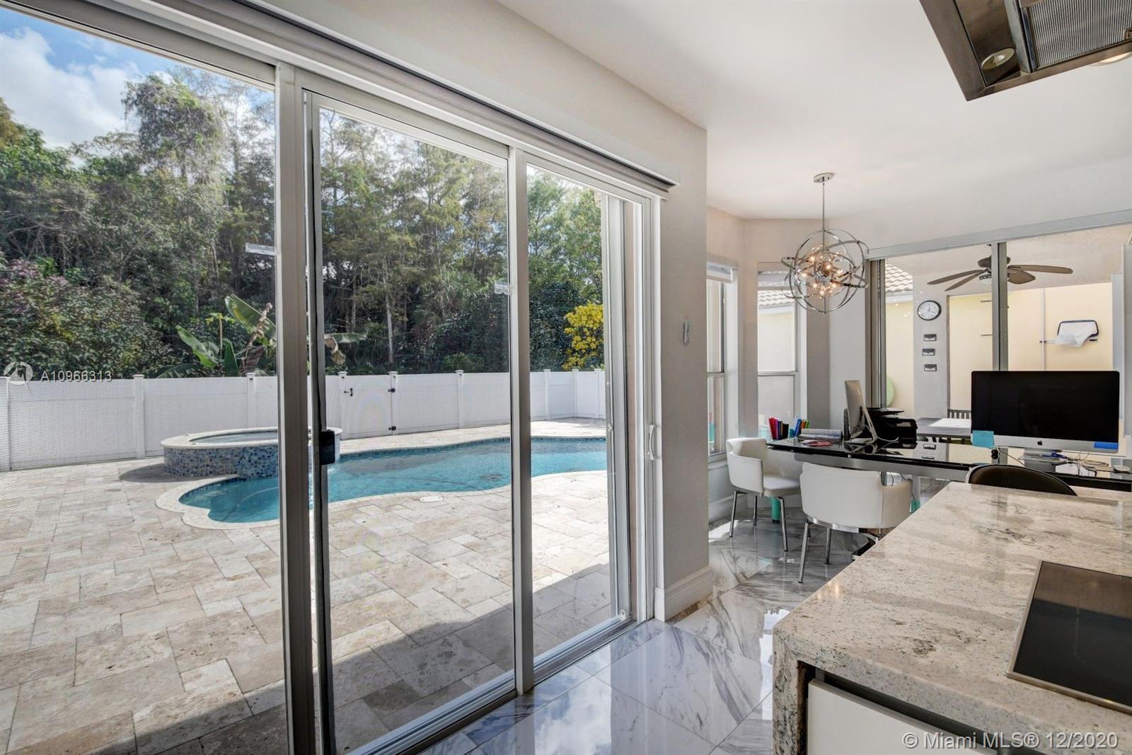 21244 Vía Fiore Boca Raton, FL 33433 - Photo 25 of 59 Gallery Image 25
