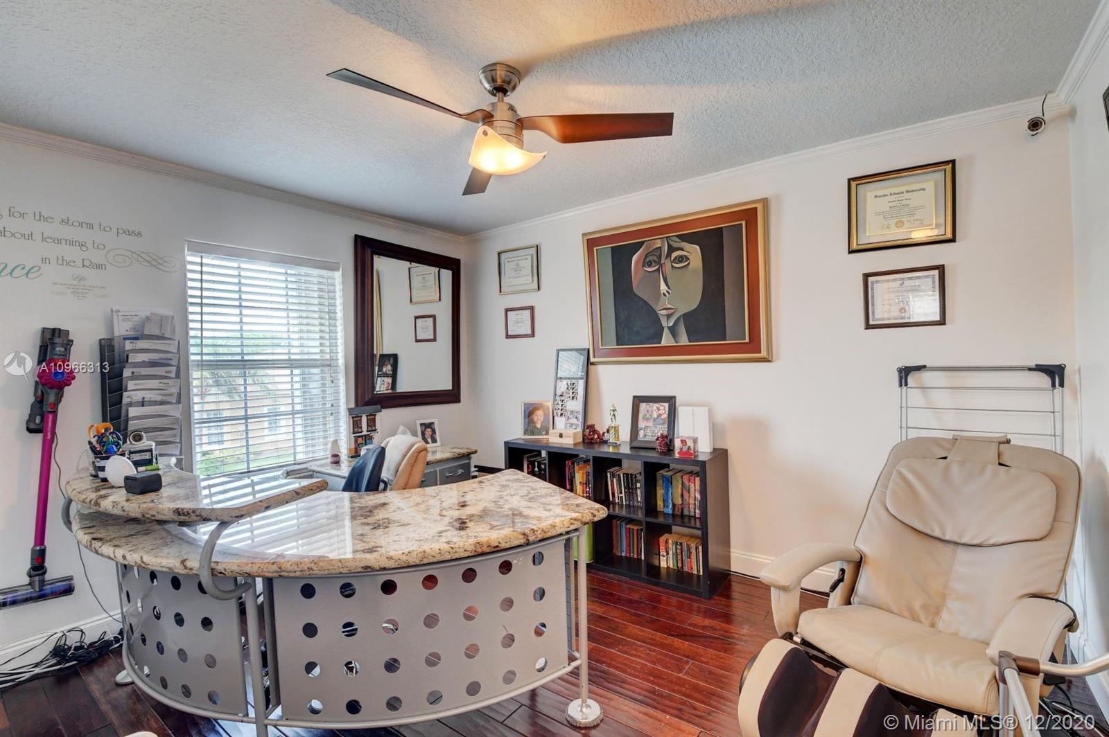 21244 Vía Fiore Boca Raton, FL 33433 - Photo 31 of 59 Gallery Image 31