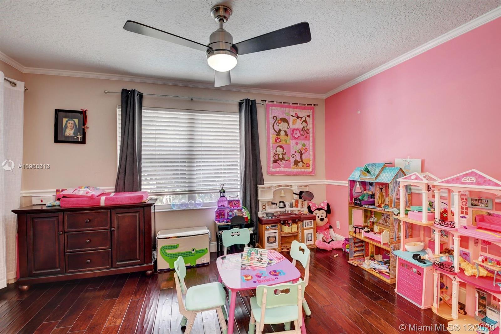 21244 Vía Fiore Boca Raton, FL 33433 - Photo 37 of 59 Gallery Image 37