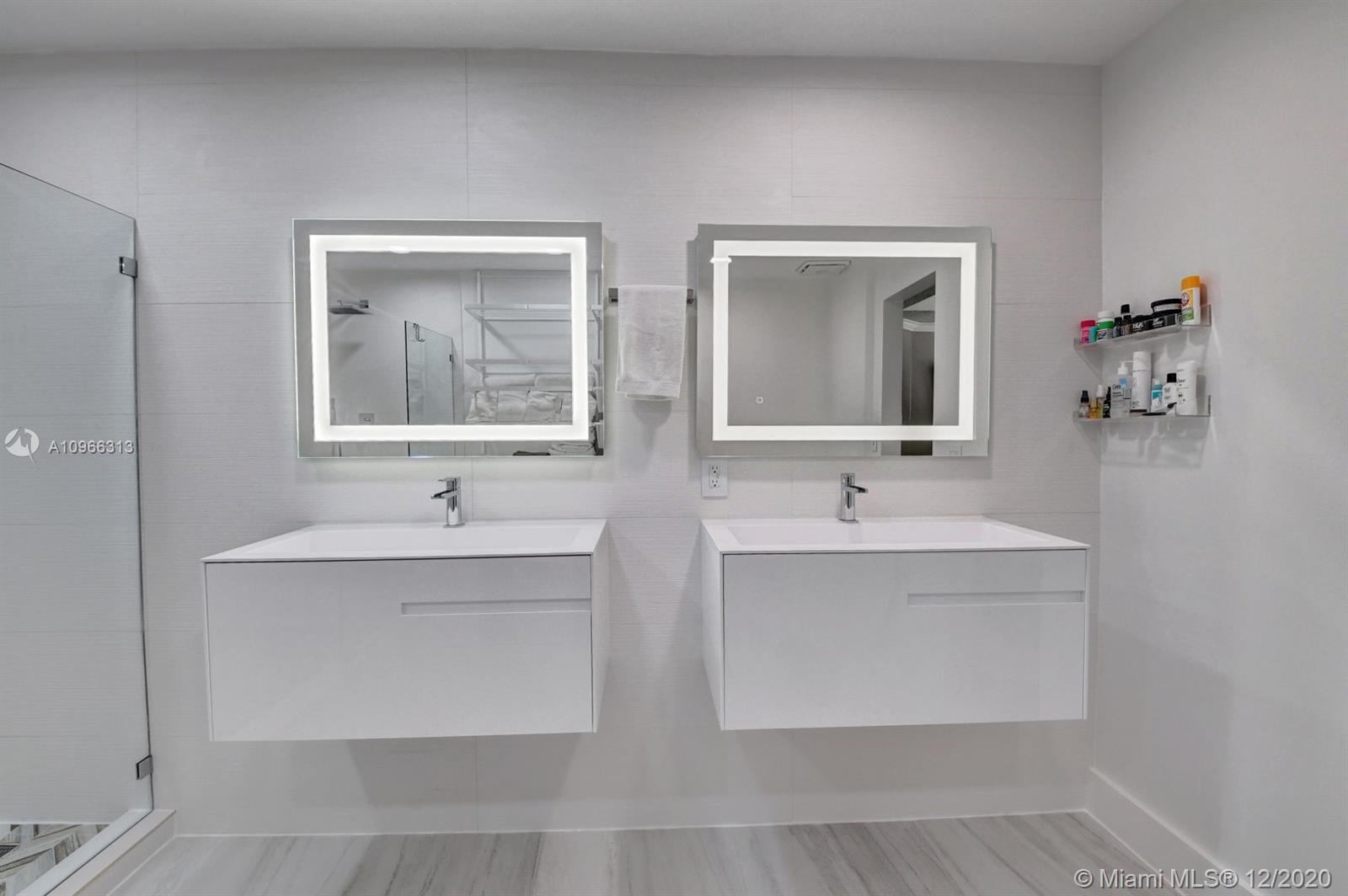 21244 Vía Fiore Boca Raton, FL 33433 - Photo 42 of 59 Gallery Image 42