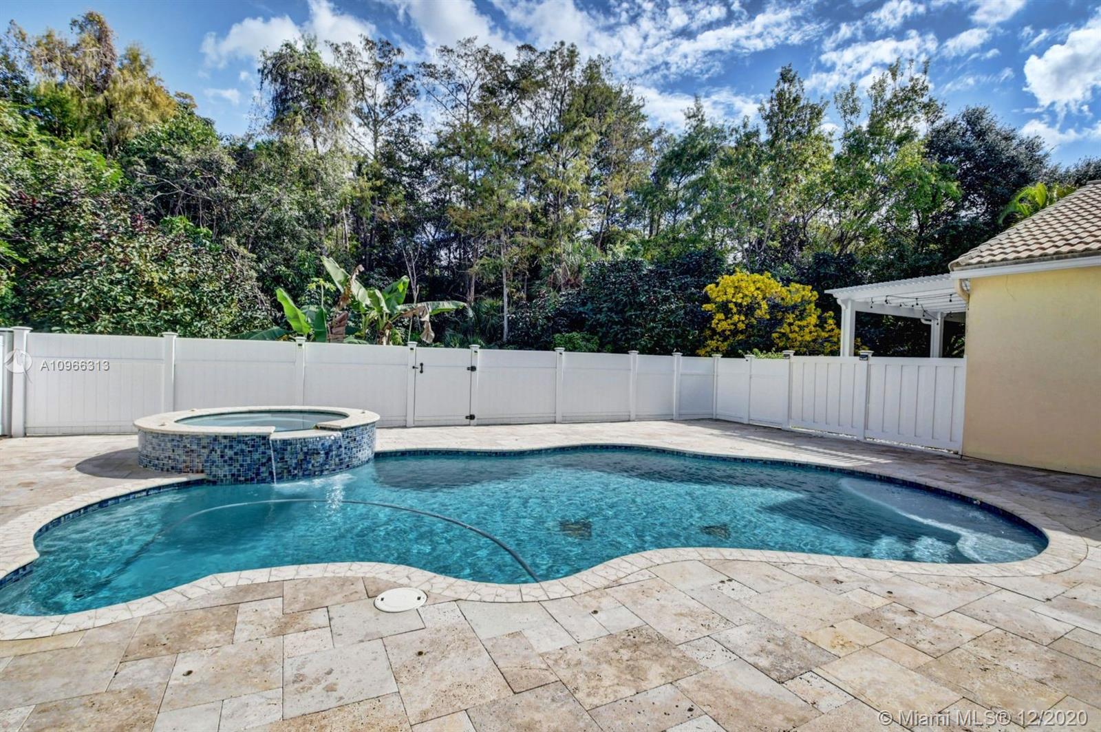 21244 Vía Fiore Boca Raton, FL 33433 - Photo 44 of 59 Gallery Image 44
