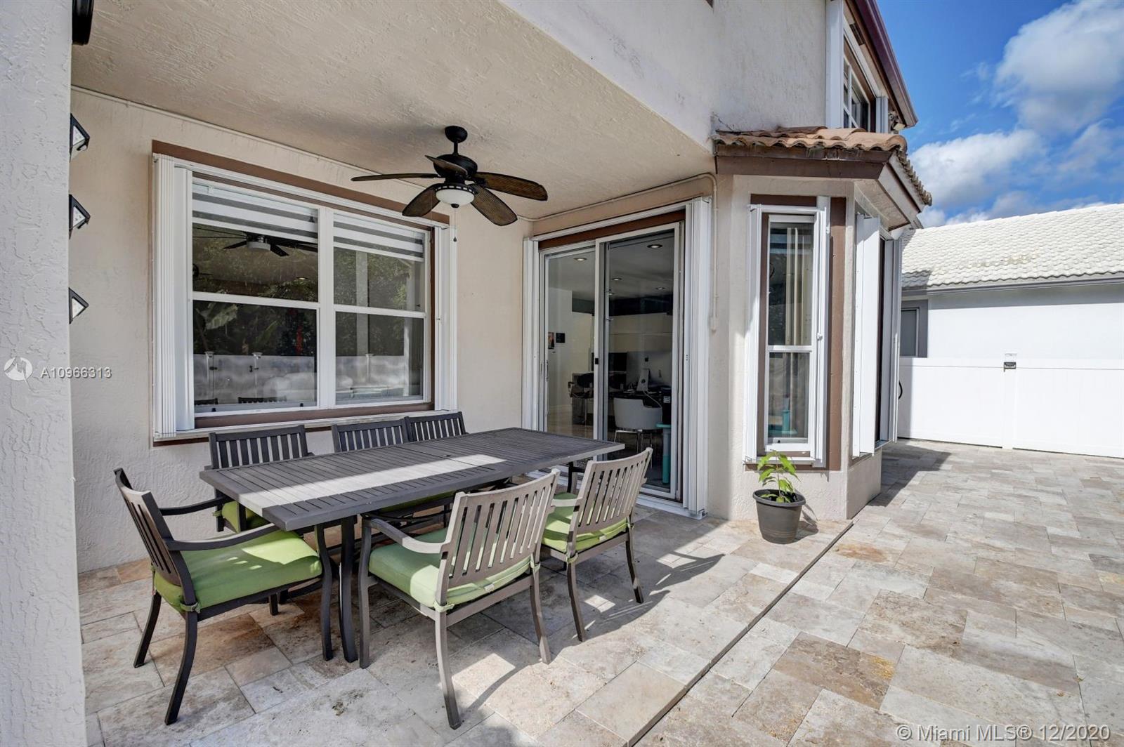 21244 Vía Fiore Boca Raton, FL 33433 - Photo 47 of 59 Gallery Image 47