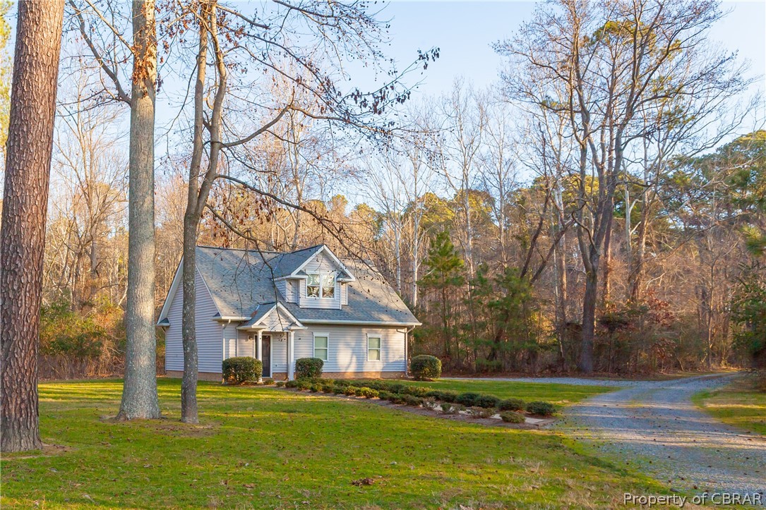 194 Oyster House Road White Stone, VA 22578 - Photo 7 of 50 Guest house with attached 2-car garage.