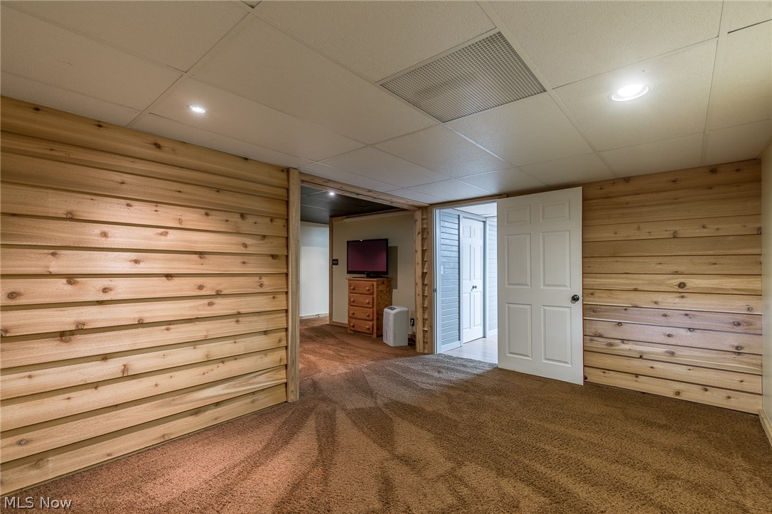 13611 Spring Street Burton, OH 44021 - Photo 25 of 34 Gallery Image 25