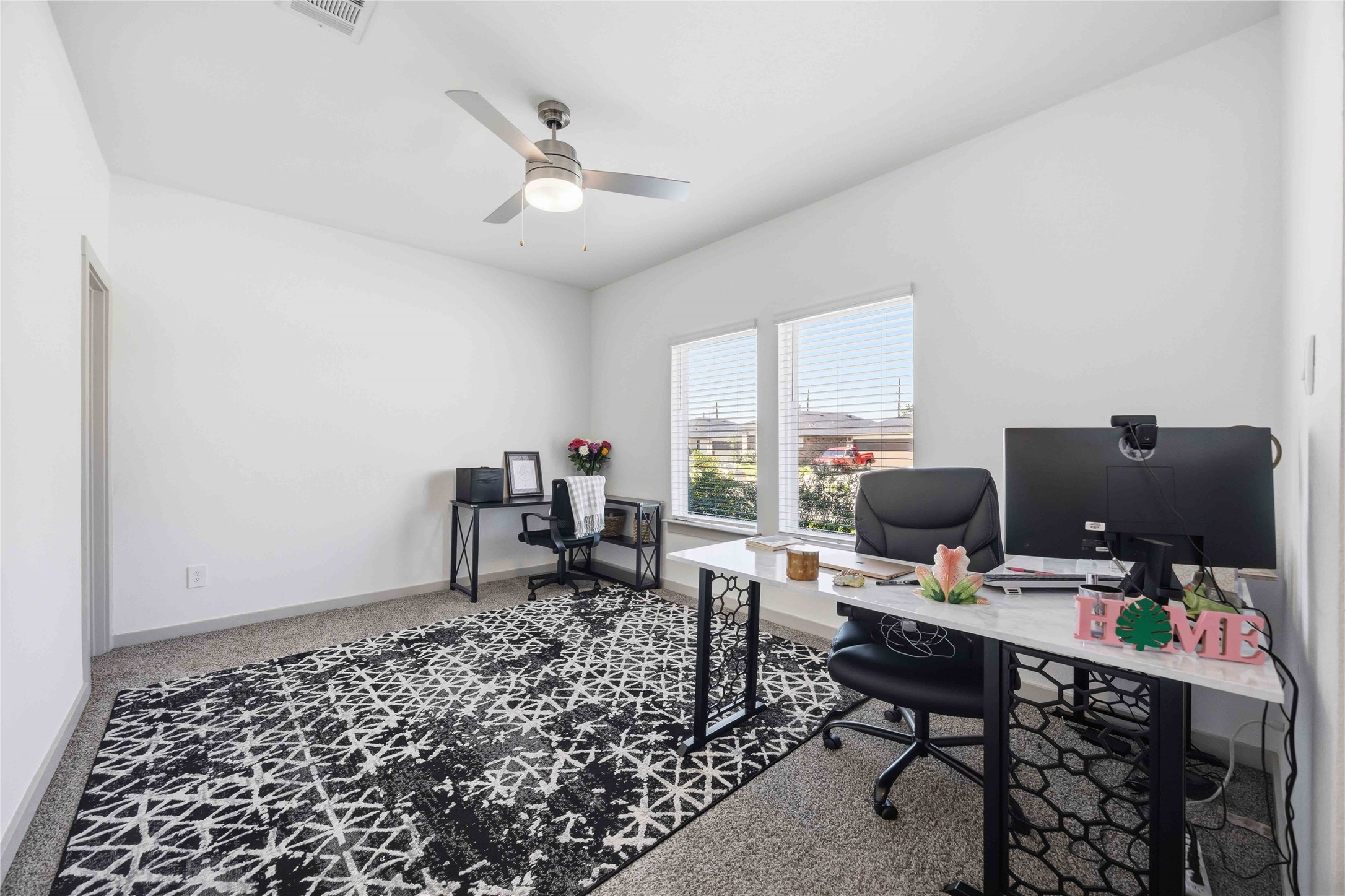 7835 Sleek Flock Lane Rosharon, TX 77583 - Photo 5 of 36