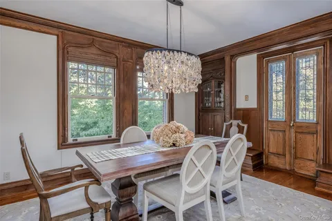 $16,995,000 | 31 Fort Hill Drive, Lloyd Neck, NY 11743