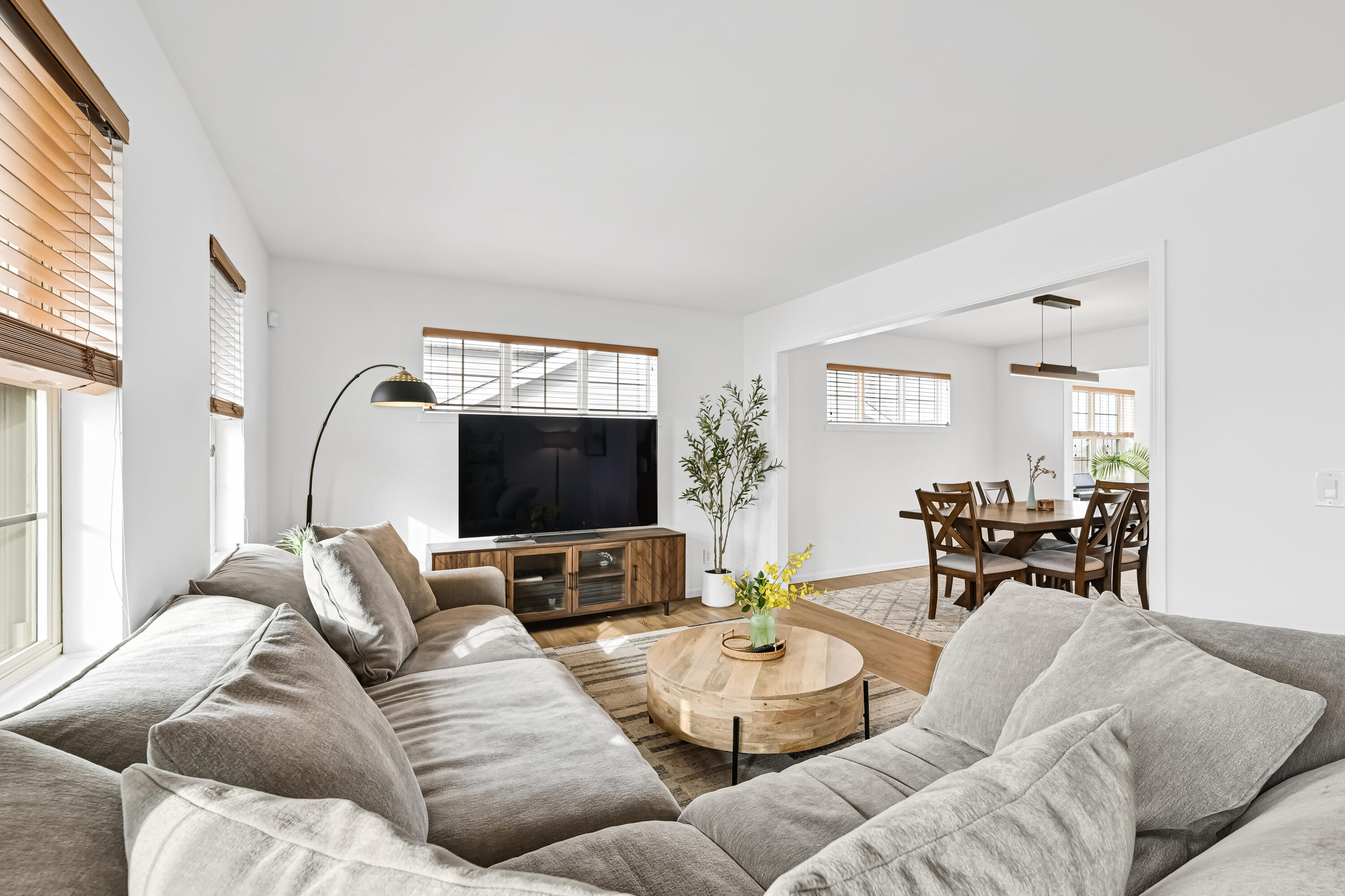 9902 Talons Way Madison, WI 53593 - Photo 5 of 44 DSC_ (5)