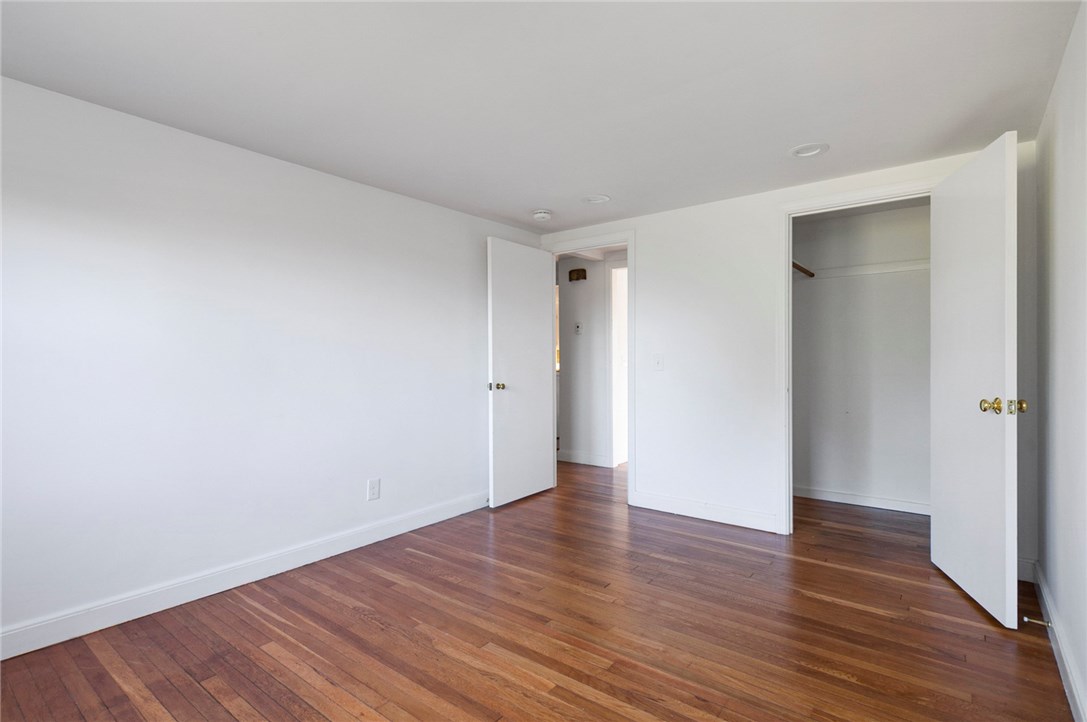 609 Point Judith Road Narragansett, RI 02882 - Photo 15 of 19