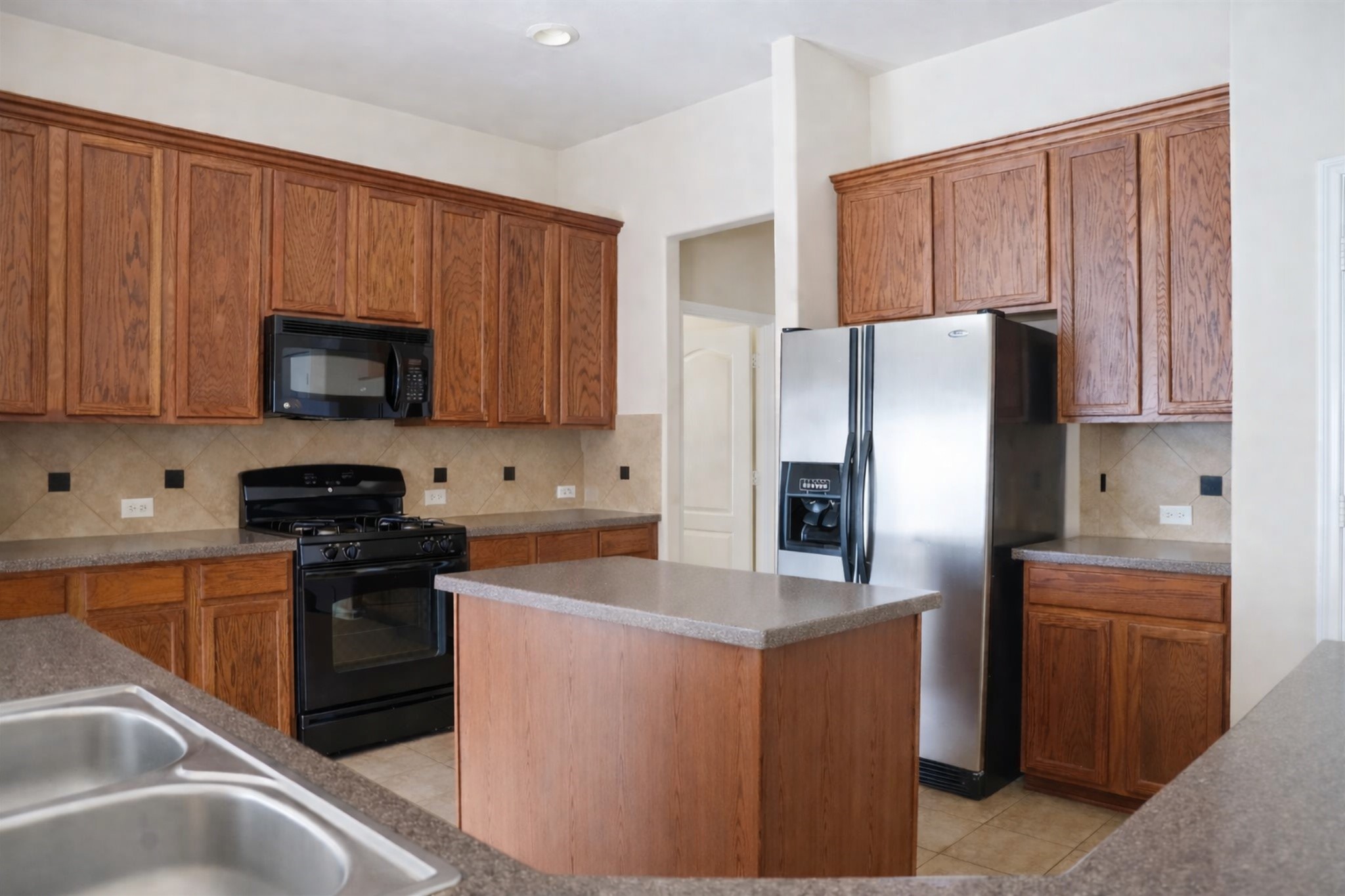 8515 Clarkman Ridge Lane Cypress, TX 77433 - Photo 7 of 20 kitchen