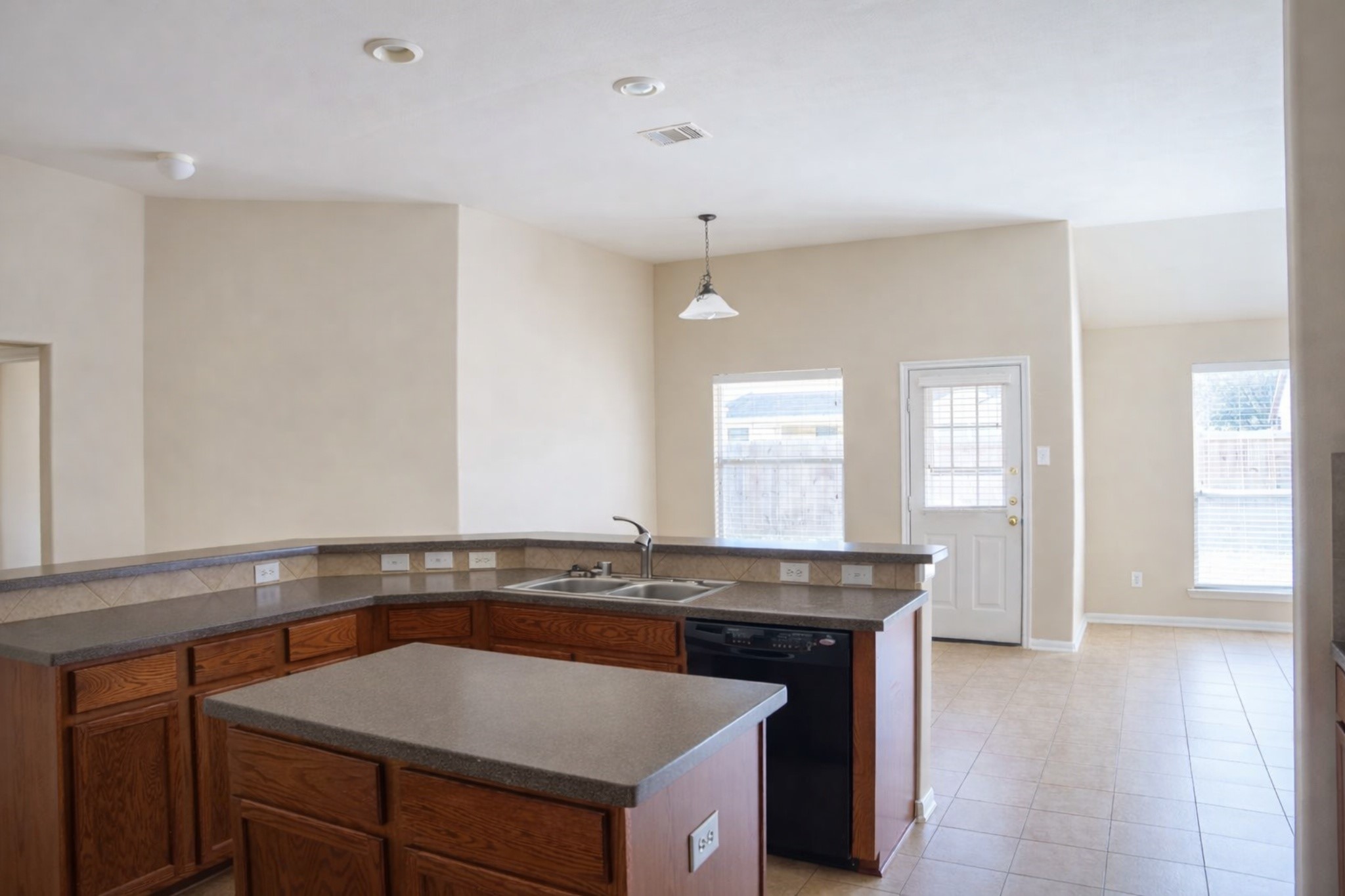 8515 Clarkman Ridge Lane Cypress, TX 77433 - Photo 9 of 20 kitchen