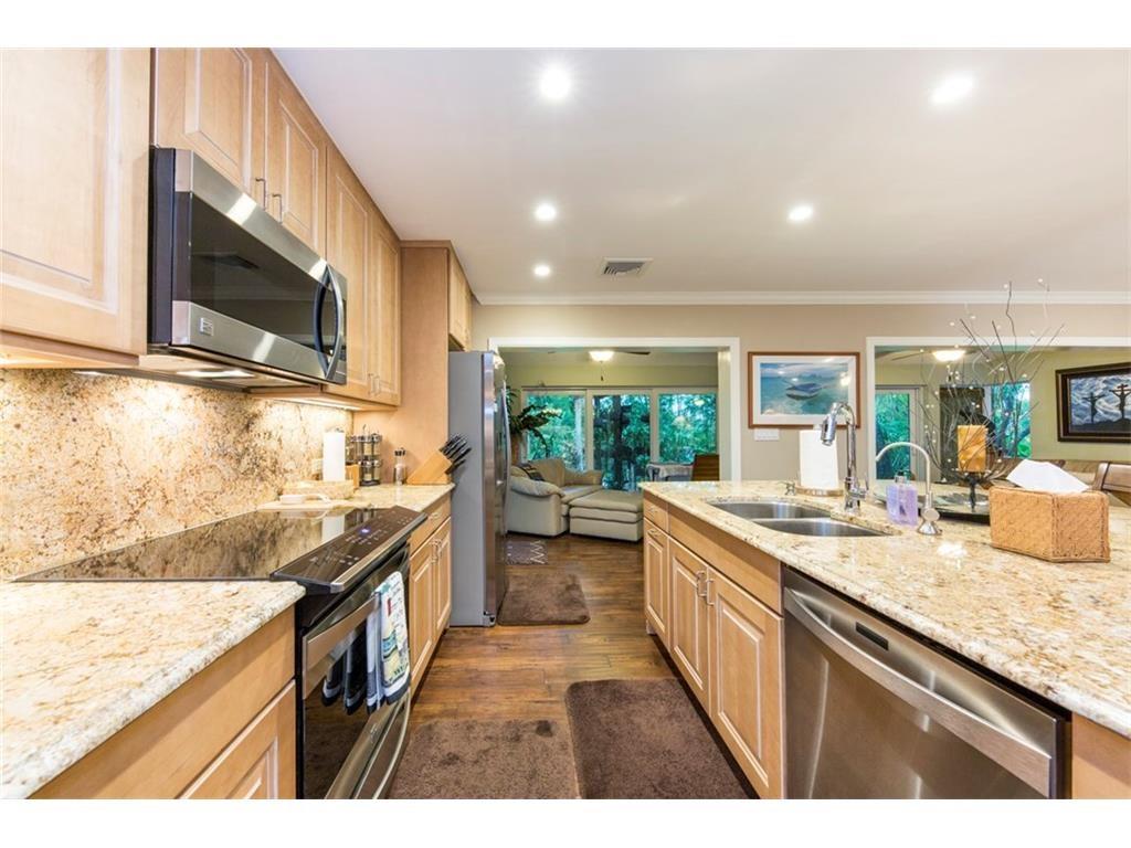 4836 Southeast Manatee Cove Road Stuart, FL 34997 - Photo 8 of 40 Gallery Image 8