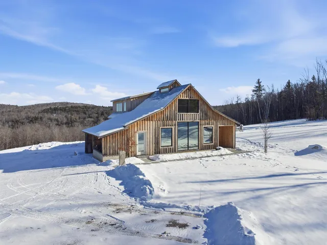 $899,000 | 1269 Howard Hill Road, Andover, VT 05143