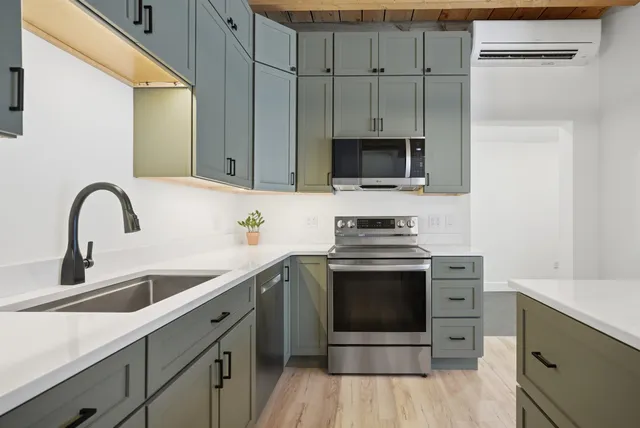 $899,000 | 1269 Howard Hill Road, Andover, VT 05143