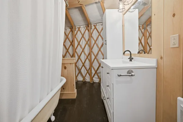 $899,000 | 1269 Howard Hill Road, Andover, VT 05143