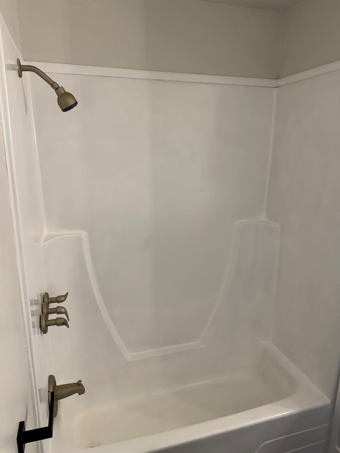 6060 Pony Express Trail, Unit 18 Pollock Pines, CA 95726 - Photo 13 of 17 a close up of a bathtub