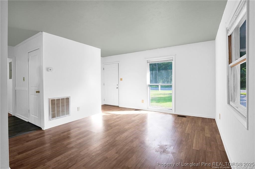 417 Perth Street Fayetteville, NC 28314 - Photo 3 of 11