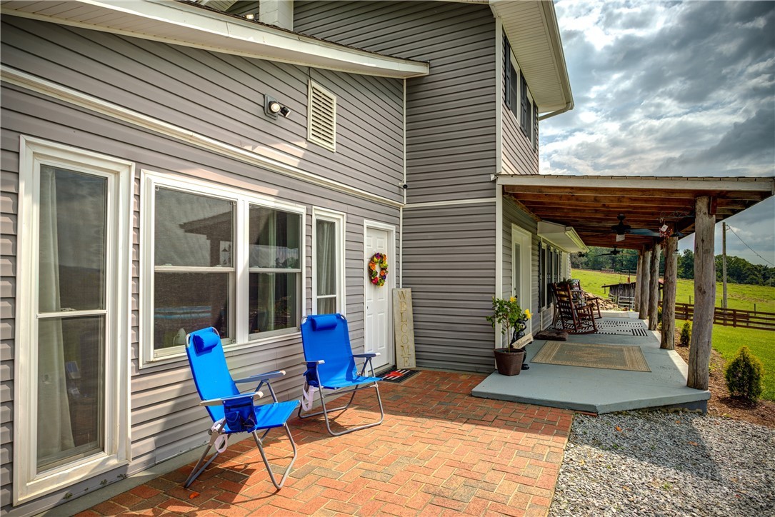 1299 Quincy Road Sparta, NC 28675 - Photo 6 of 50 Gallery Image 6