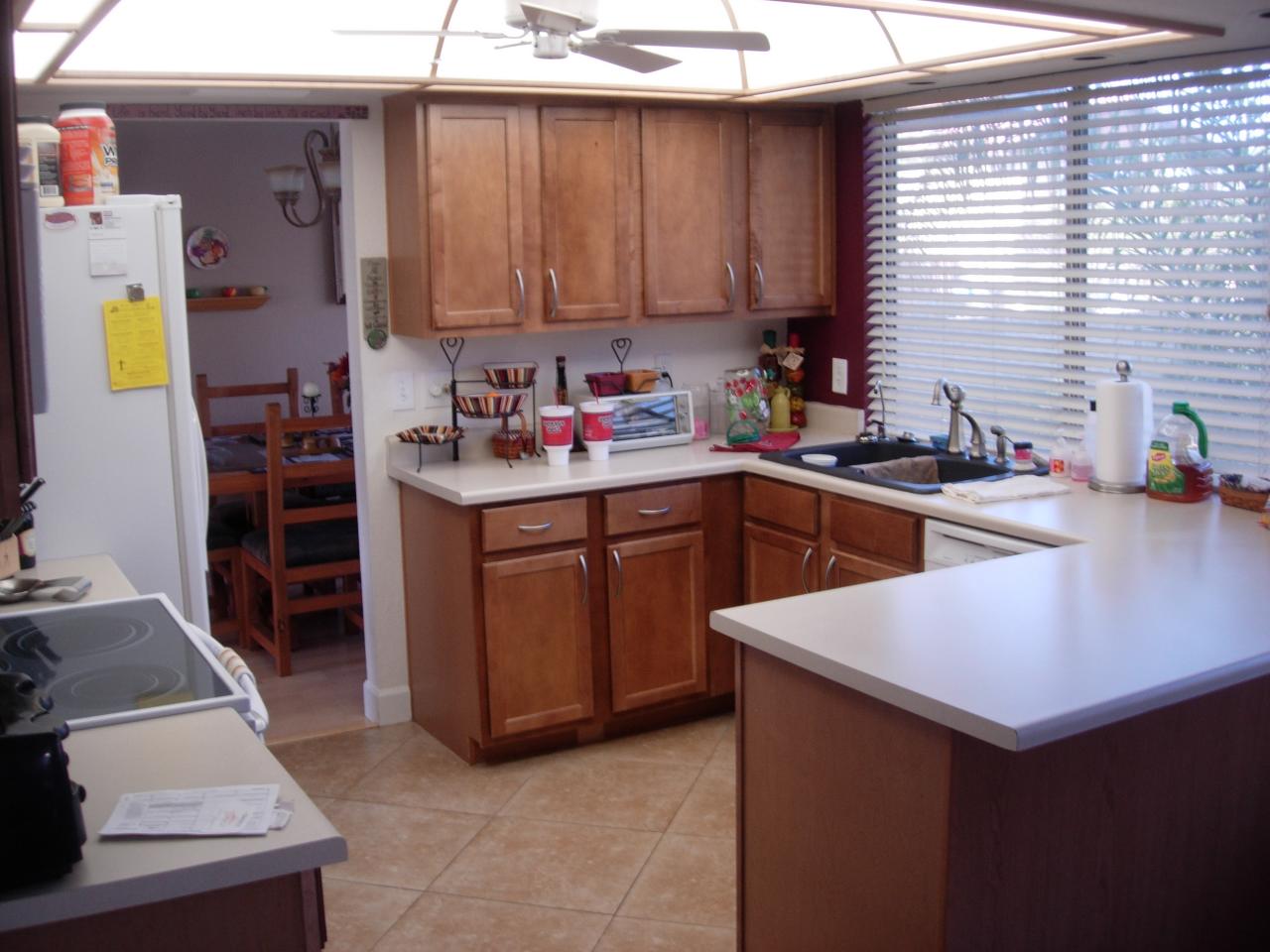 2102 East Redfield Road Phoenix, AZ 85022 - Photo 8 of 23 8