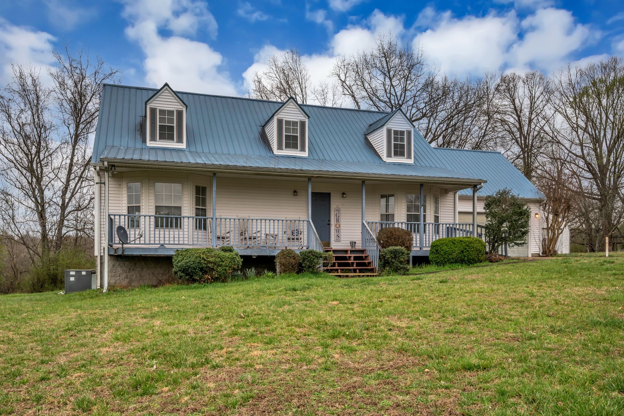 688 Richardson Cemetery Road White Bluff, TN 37187 - Photo 4 of 47