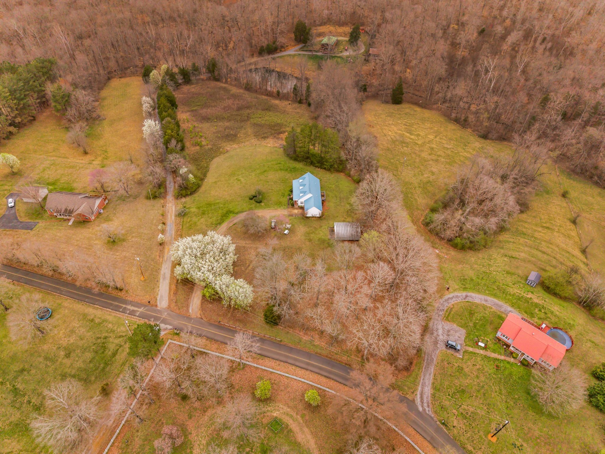 688 Richardson Cemetery Road White Bluff, TN 37187 - Photo 8 of 47