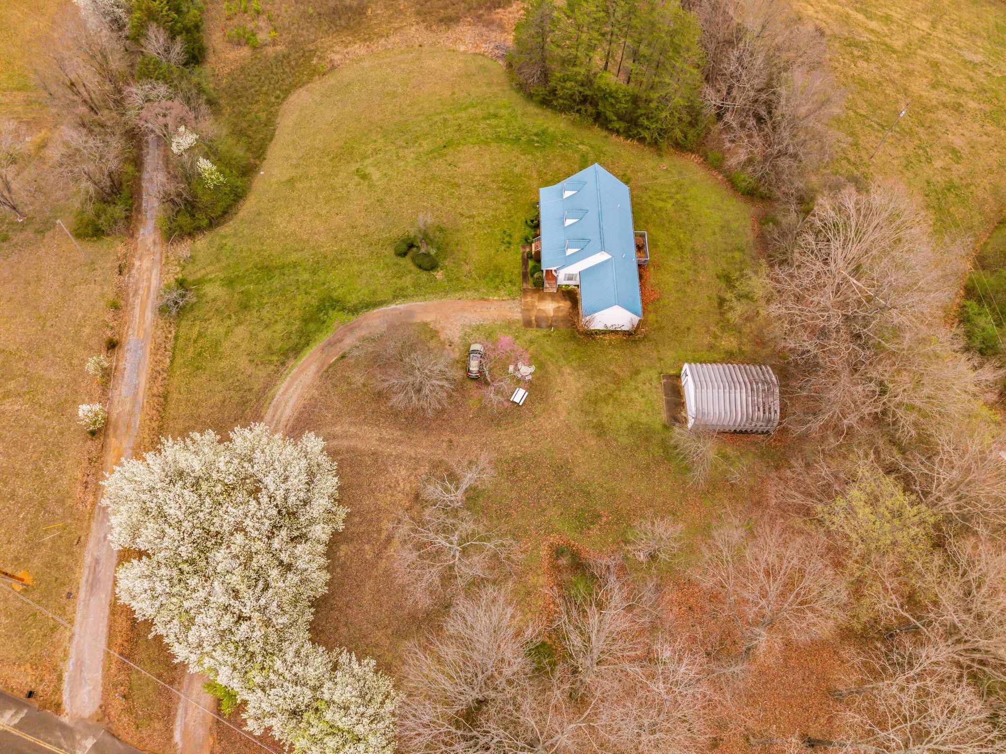 688 Richardson Cemetery Road White Bluff, TN 37187 - Photo 10 of 47