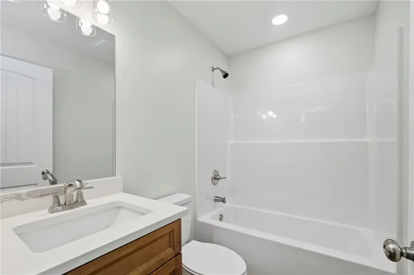 $304,900 | 223 Jon Court, Chatsworth, GA 30705