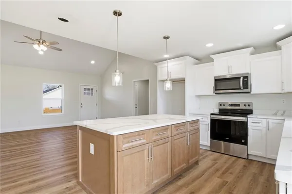 $304,900 | 223 Jon Court, Chatsworth, GA 30705