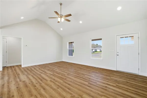 $304,900 | 223 Jon Court, Chatsworth, GA 30705