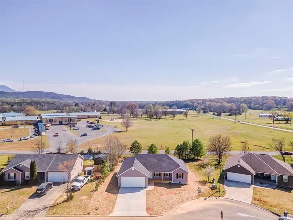 $304,900 | 223 Jon Court, Chatsworth, GA 30705