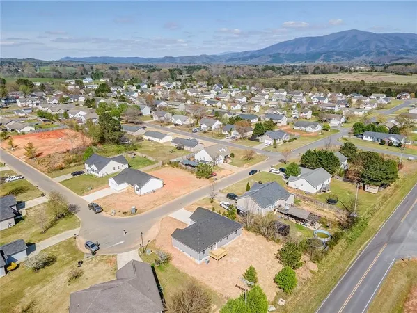 $304,900 | 223 Jon Court, Chatsworth, GA 30705