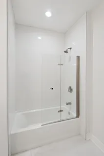 $415,000 | 4528 South King Drive, Unit 2, Chicago, IL 60653