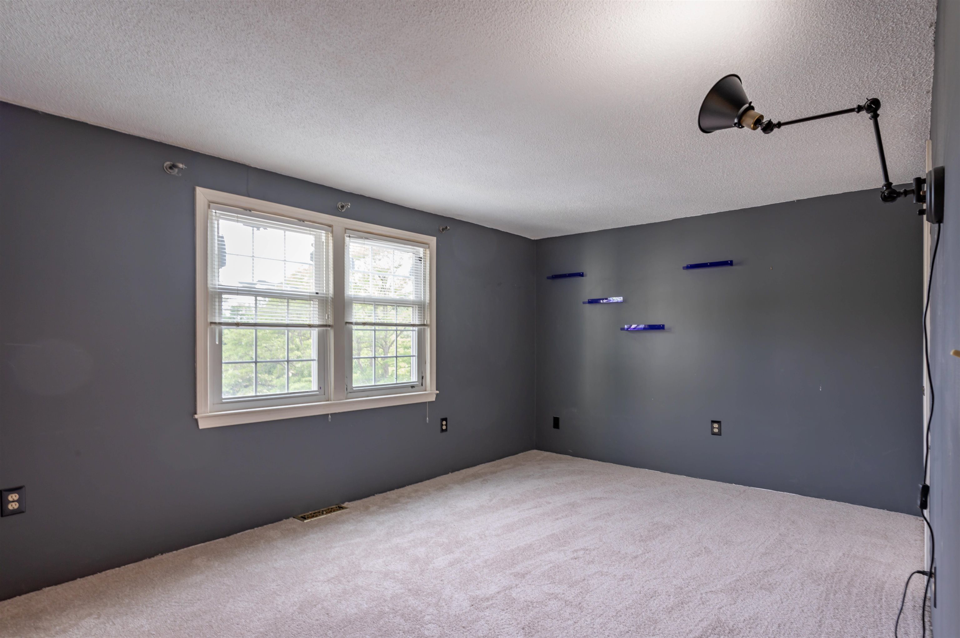 181 Cannongate III Road Nashua, NH 03063 - Photo 18 of 28