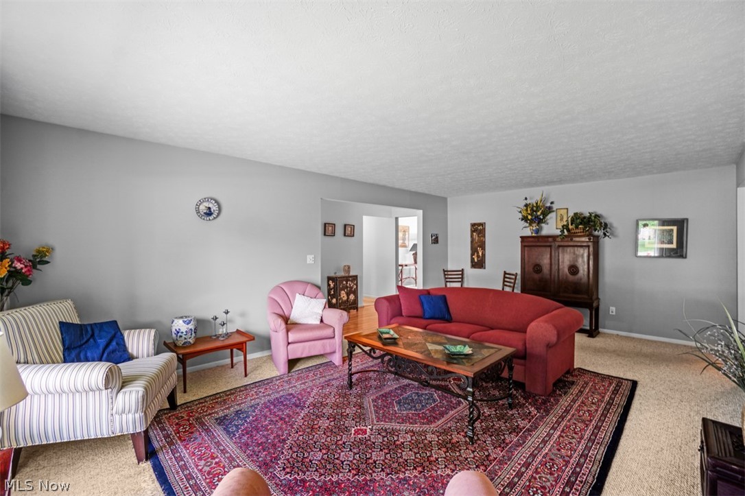 1897 Winchester Road Cleveland, OH 44124 - Photo 10 of 39 Gallery Image 10