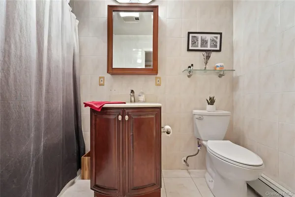 $2,800 | 330 South Central Avenue, Unit F3, Scarsdale, NY 10583