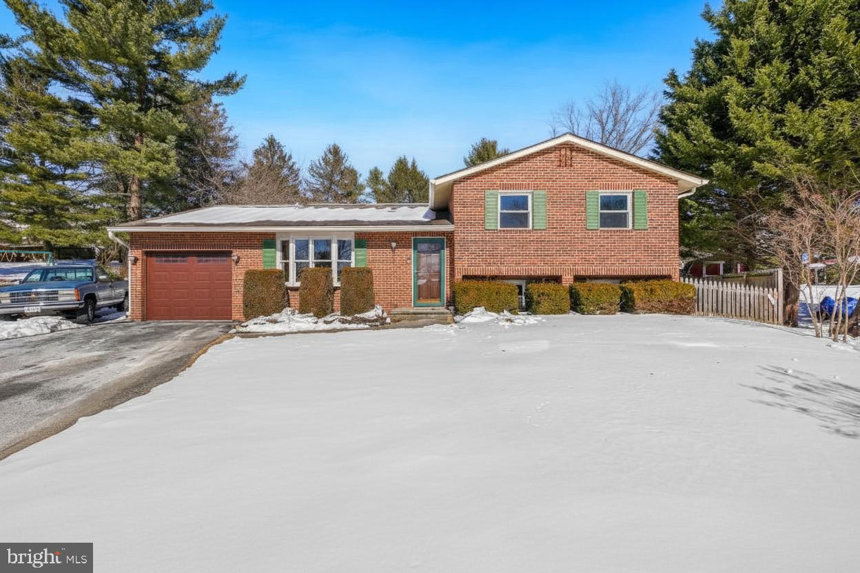 24357 Flamingo Terrace Gaithersburg, MD 20882 - Photo 2 of 40 Exterior Front
