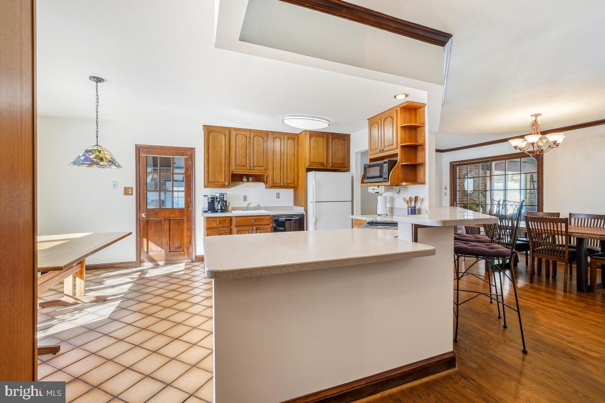 24357 Flamingo Terrace Gaithersburg, MD 20882 - Photo 9 of 40 Kitchen