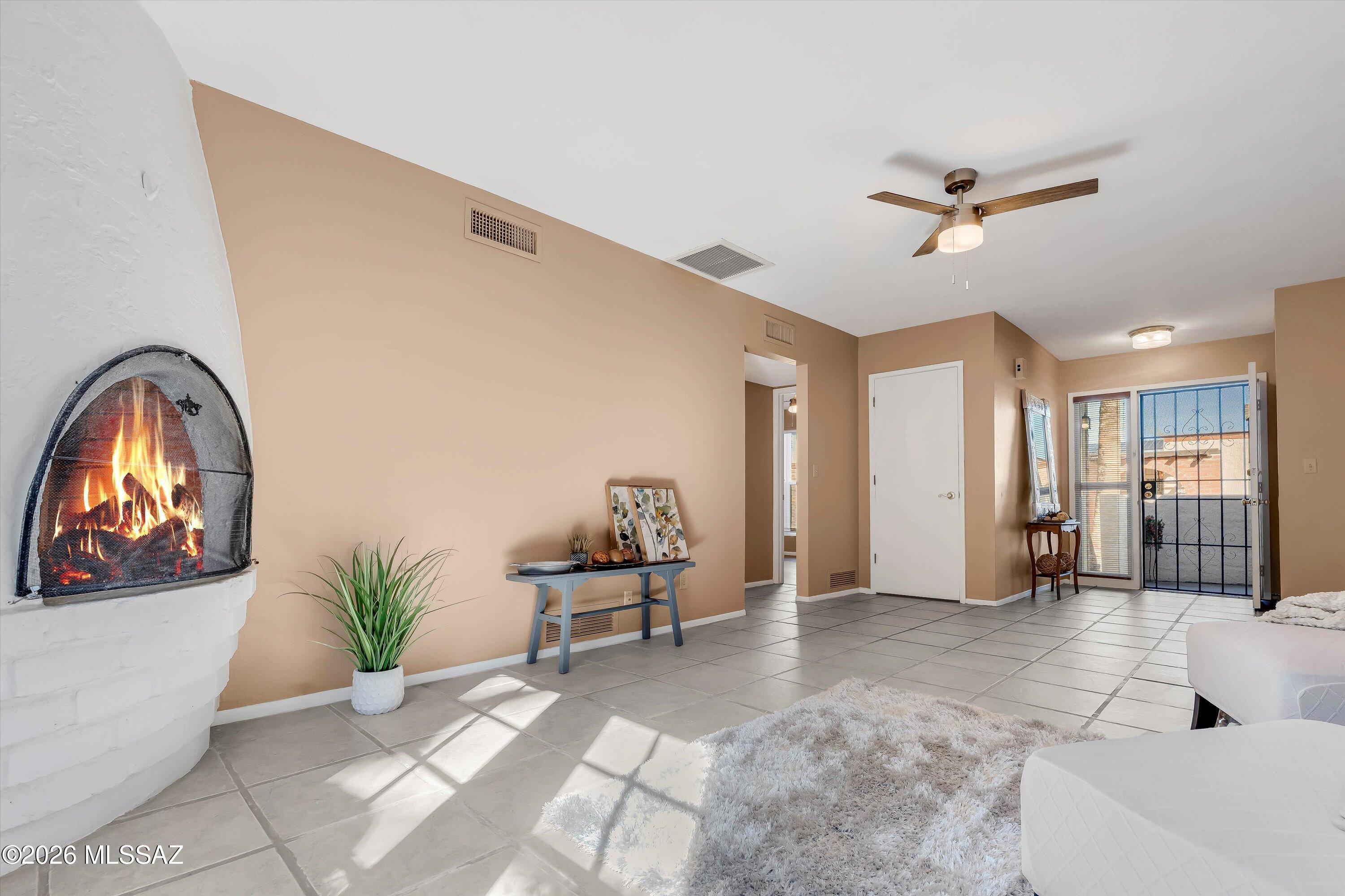 9111 North Oracle Road, Unit 162 Oro Valley, AZ 85704 - Photo 8 of 39