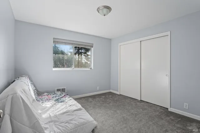 $395,000 | 23929 Nutmeg Place, Willits, CA 95490