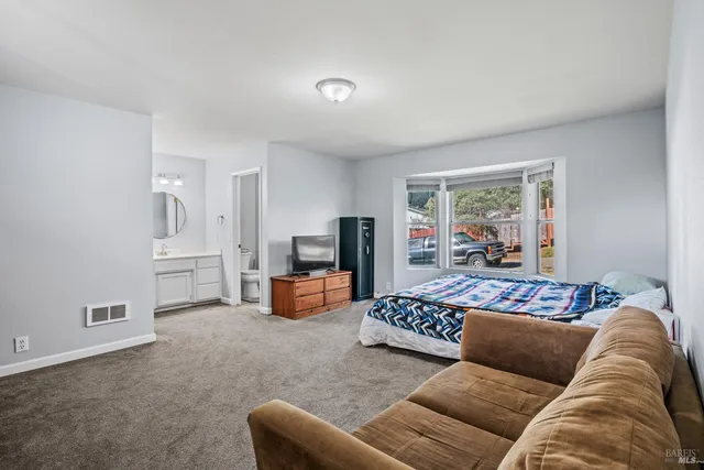 $395,000 | 23929 Nutmeg Place, Willits, CA 95490