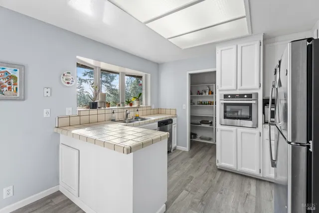 $395,000 | 23929 Nutmeg Place, Willits, CA 95490