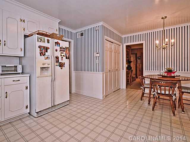 3047 Ferncliff Road Charlotte, NC 28211 - Photo 6 of 16