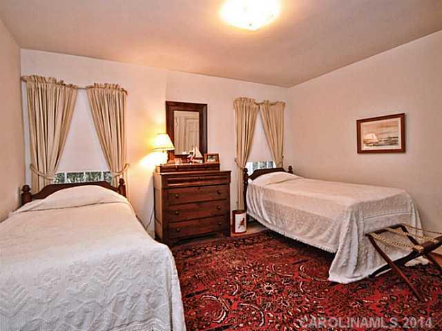 3047 Ferncliff Road Charlotte, NC 28211 - Photo 10 of 16