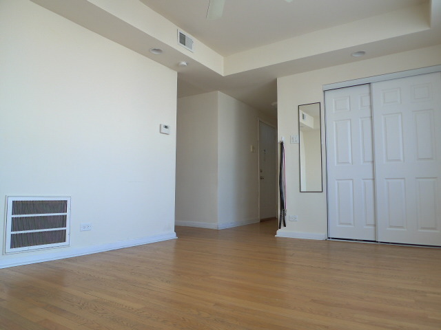 3022 North Pulaski Road, Unit 2C Chicago, IL 60641 - Photo 9 of 14