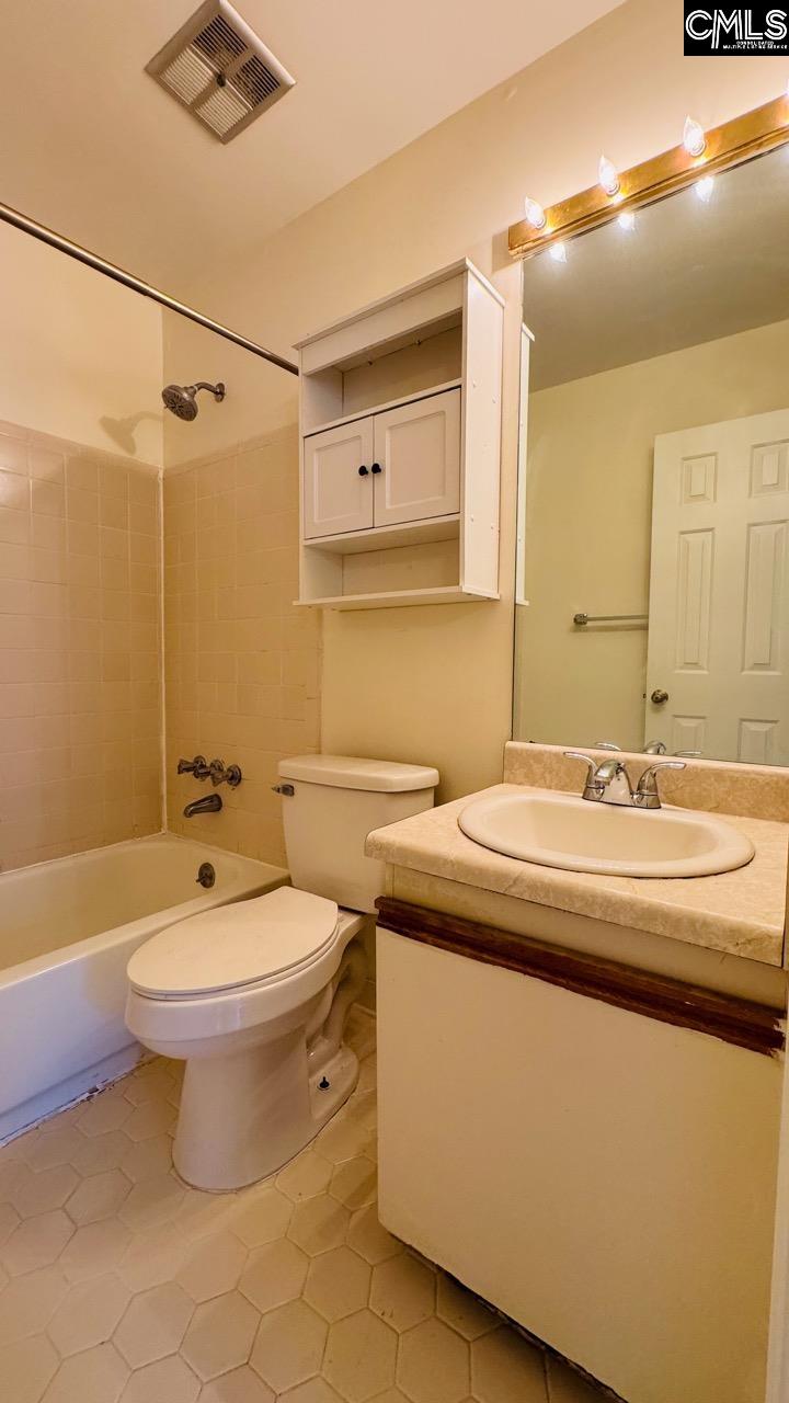 107 Manor View Court, Unit D Columbia, SC 29209 - Photo 11 of 16