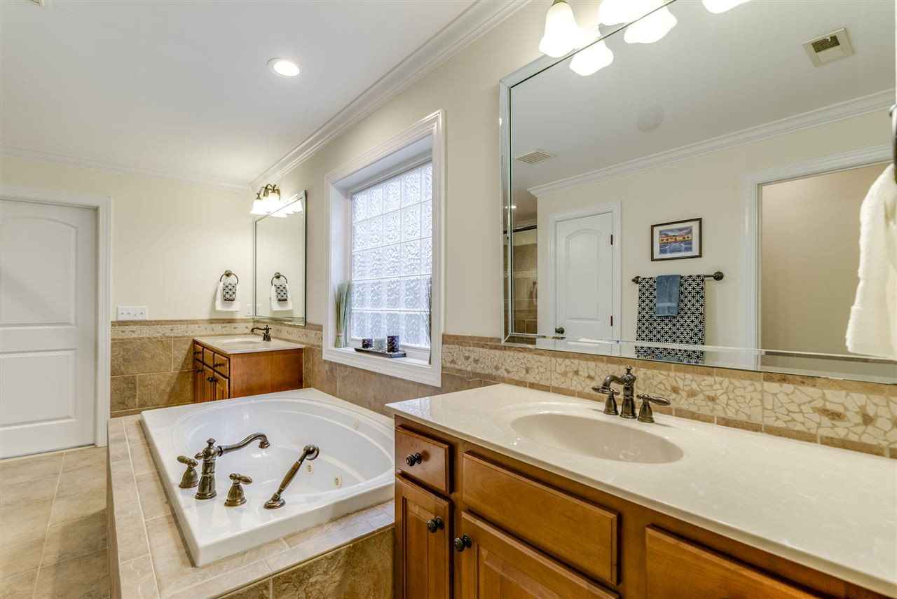 7377 Newport Avenue Raleigh, NC 27613 - Photo 15 of 25 Photo 15