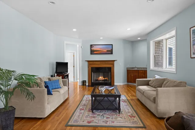 $4,395,000 | 267 Barnes Road, Oak Bluffs, MA 02557