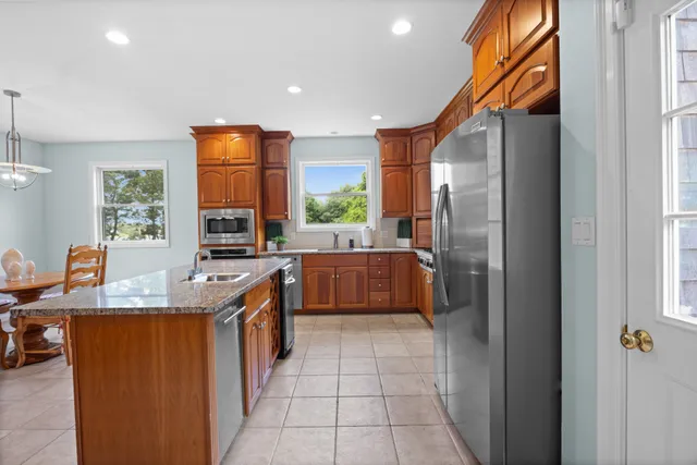 $4,395,000 | 267 Barnes Road, Oak Bluffs, MA 02557