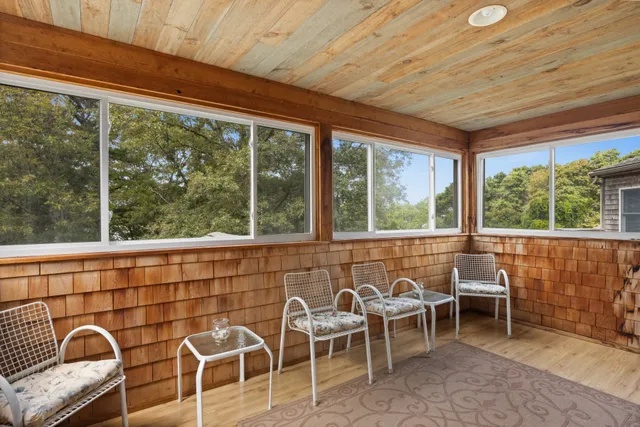$4,395,000 | 267 Barnes Road, Oak Bluffs, MA 02557