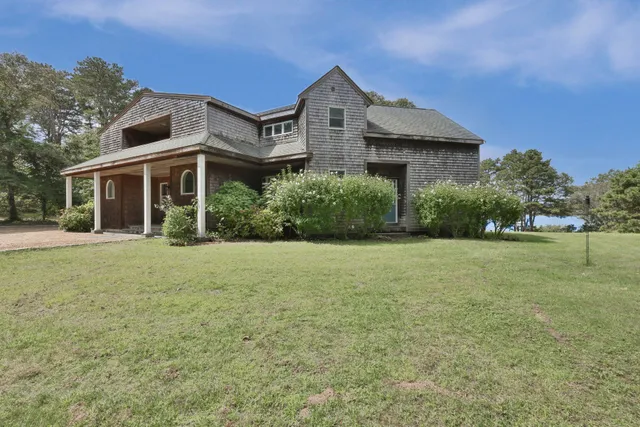 $4,395,000 | 267 Barnes Road, Oak Bluffs, MA 02557